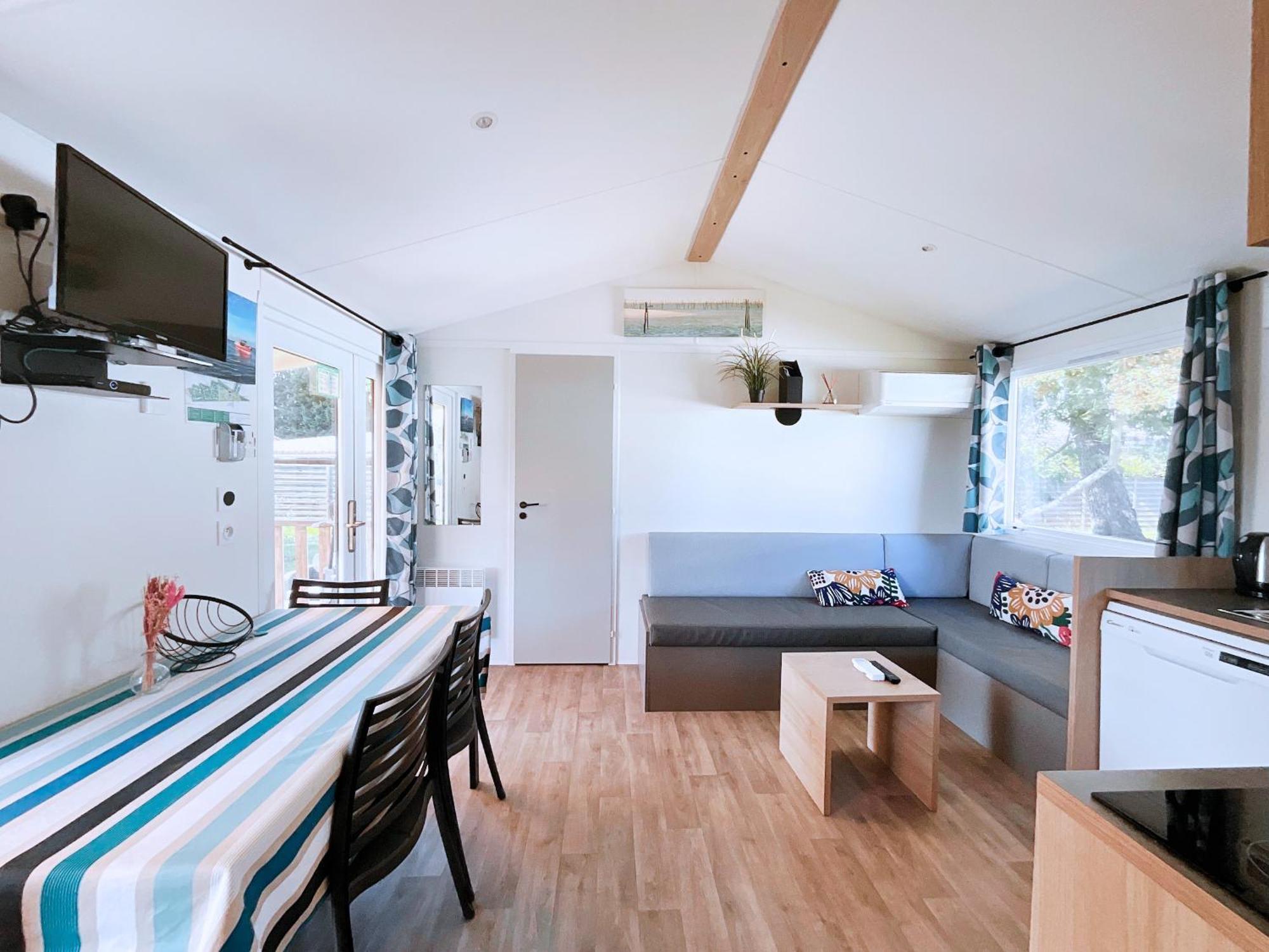 Le Ti Buch Mobilhome En Camping 4 Etoiles Avec Terrasse Plancha Et Climatisation 라테스트드뷔크 외부 사진